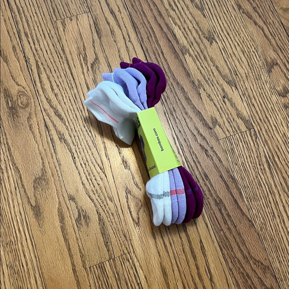 NWT NEW BOMBAS 3-pack running socks hex-Tex sz L Lightwt white purple lavender - Picture 2 of 4